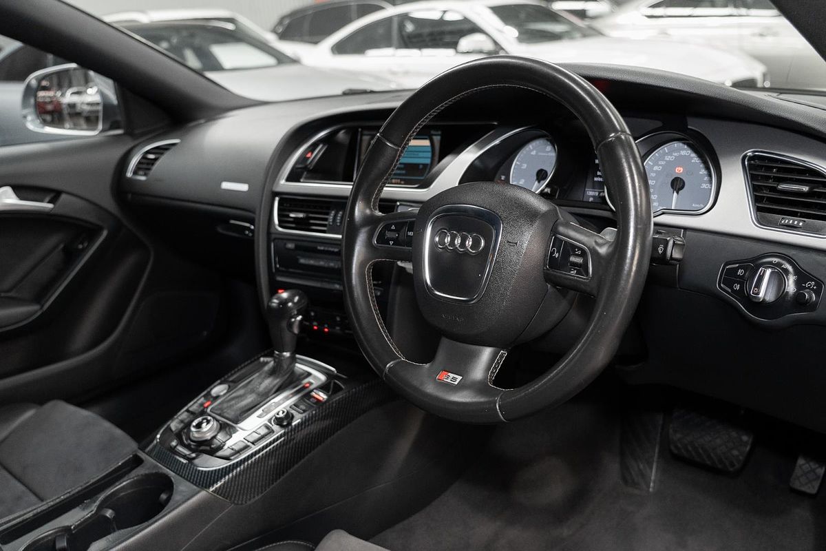 2008 Audi S5 8T
