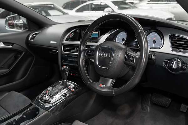 2009 Audi S5 8T