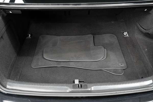 2008 Audi S5 8T