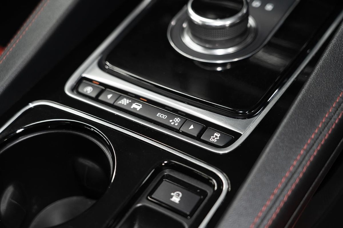 2016 Jaguar F-PACE 30d R-Sport X761