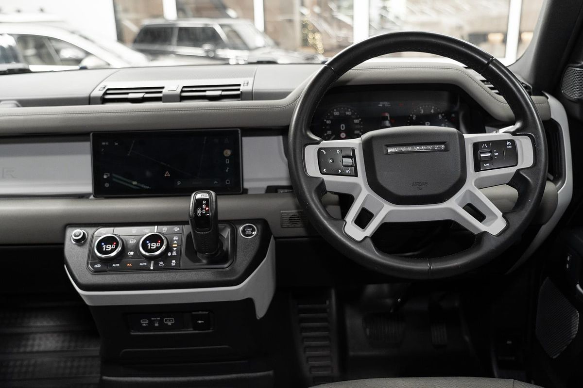 2020 Land Rover Defender 110 P400 S L663