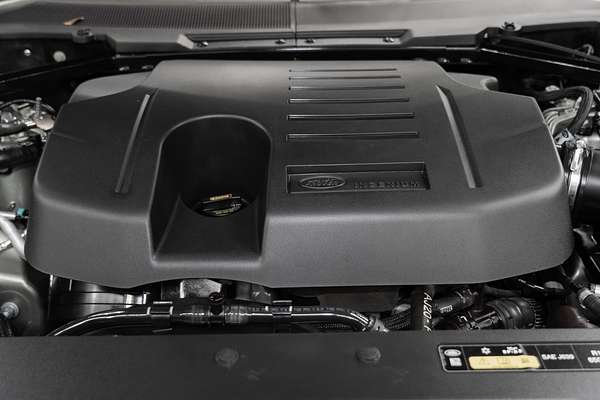 2020 Land Rover Defender 110 P400 S L663