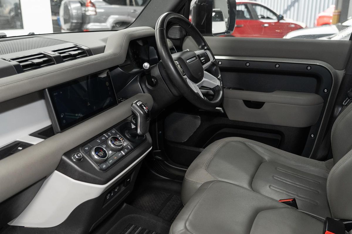 2020 Land Rover Defender 110 P400 S L663