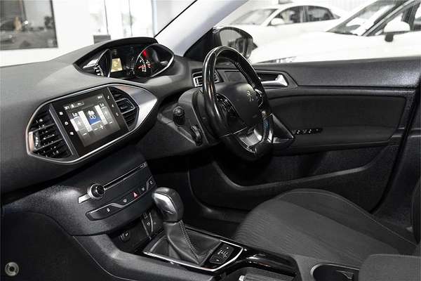 2016 Peugeot 308 Active T9