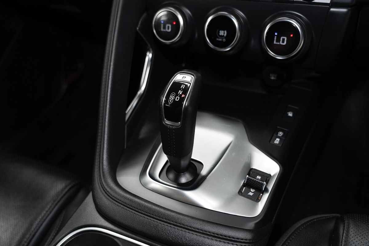 2019 Jaguar E-PACE D150 S X540