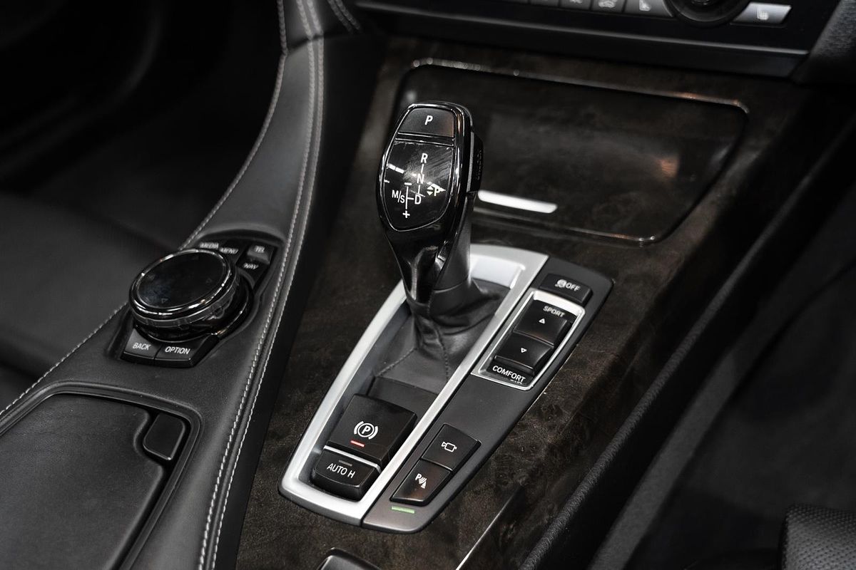 2015 BMW 6 Series 650i F12 LCI