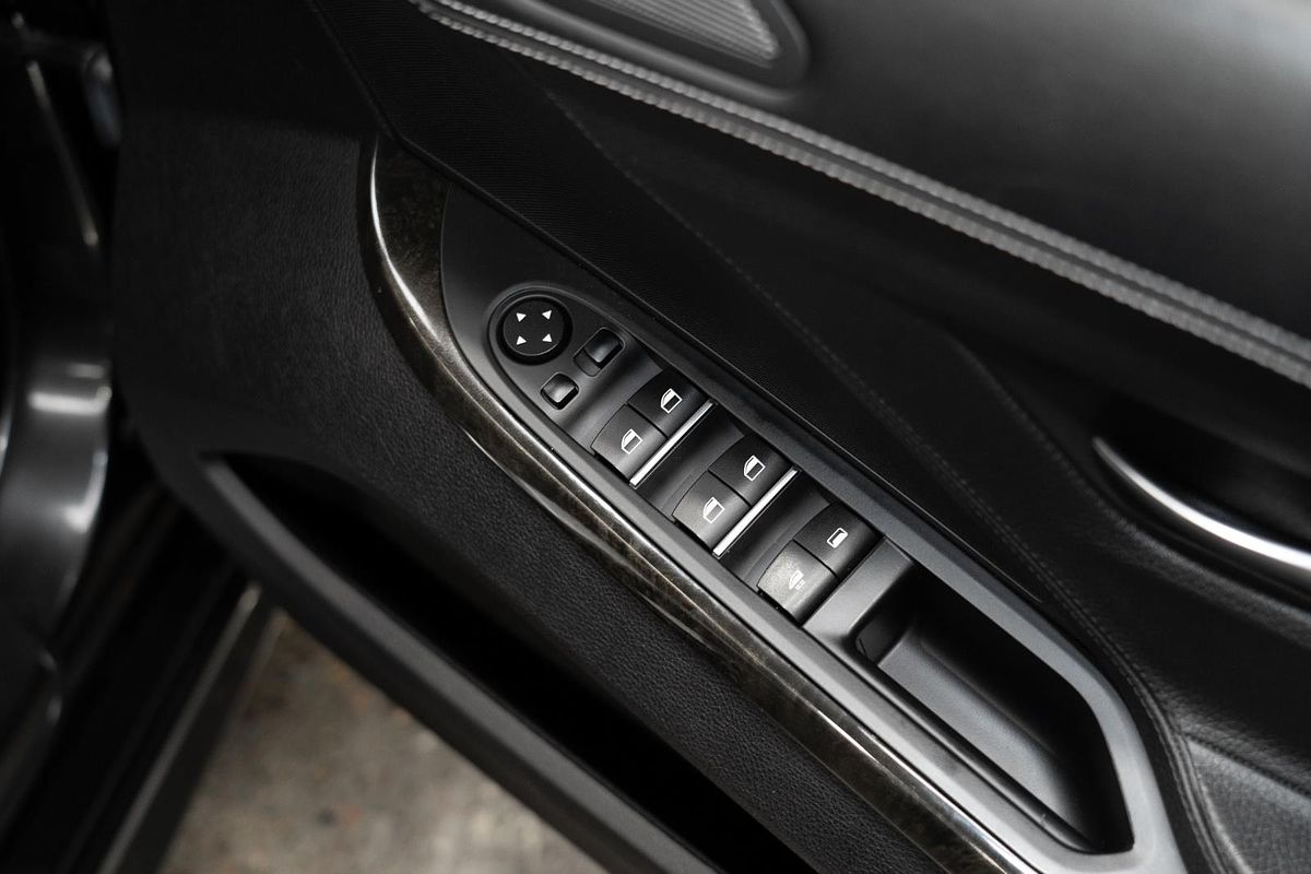 2015 BMW 6 Series 650i F12 LCI