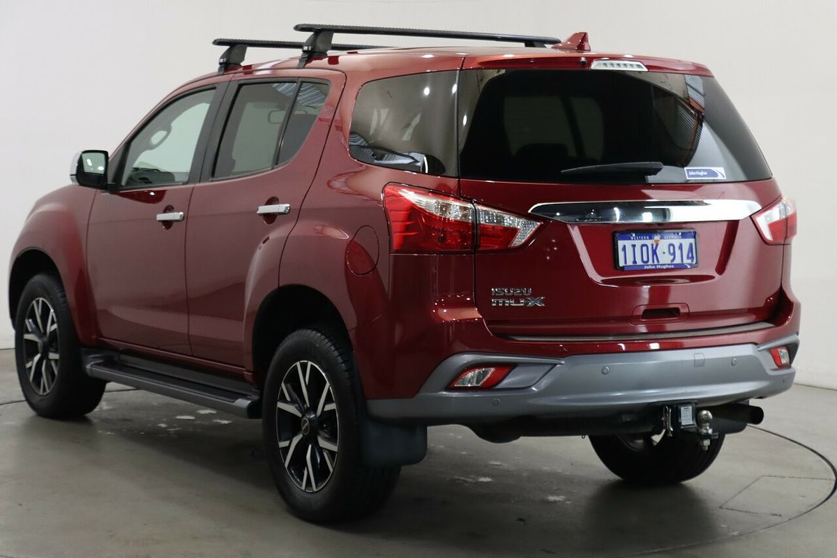2021 Isuzu MU-X LS-U