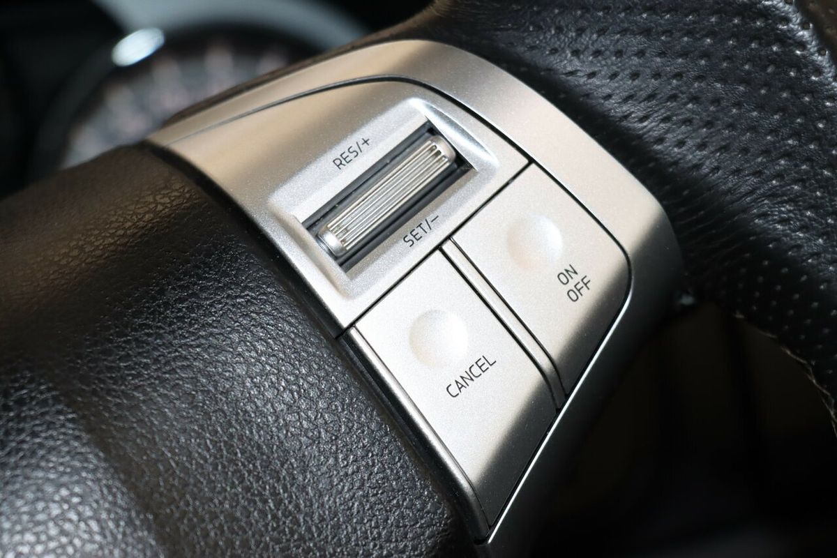 2021 Isuzu MU-X LS-U