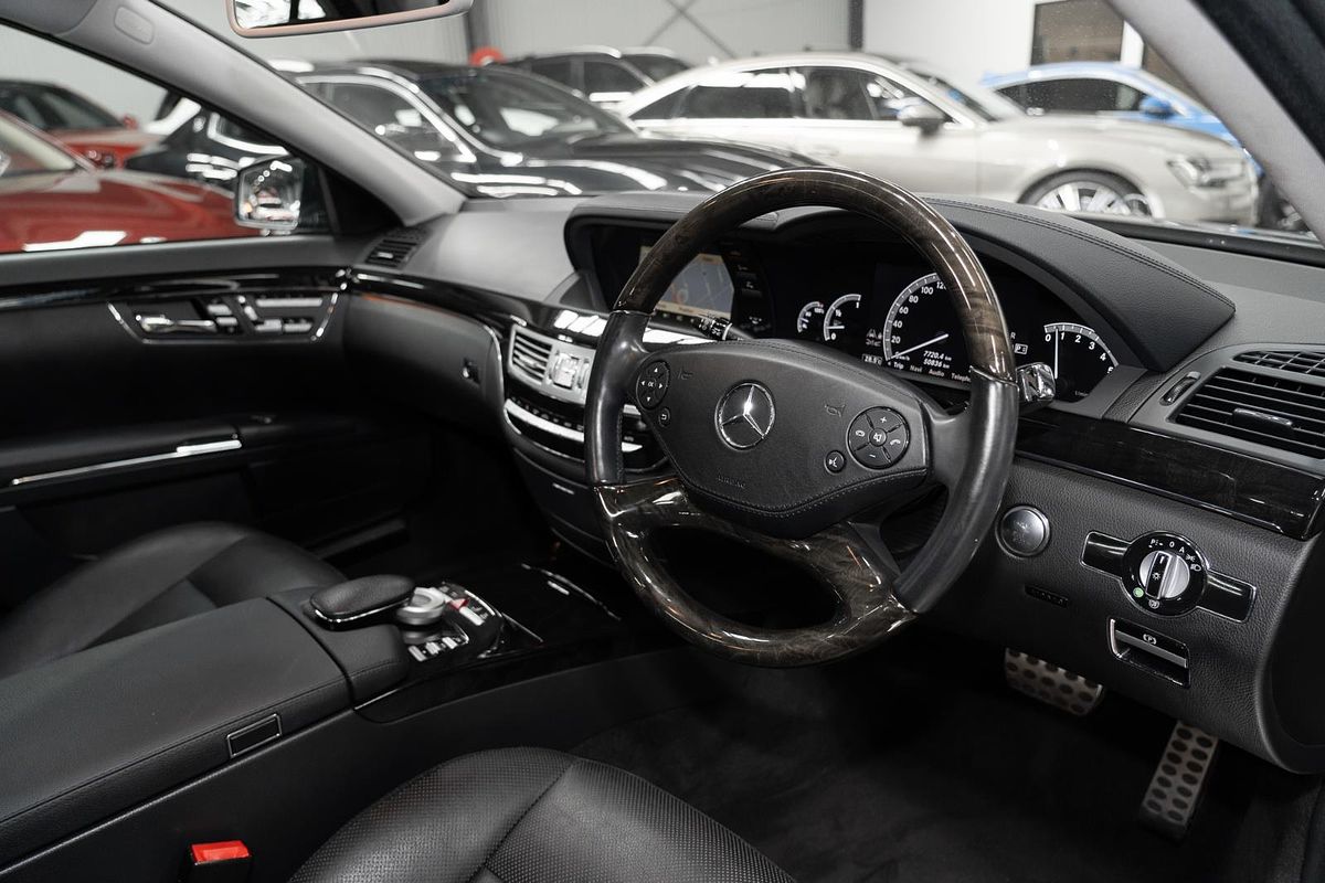 2013 Mercedes-Benz S-Class S350 BlueEFFICIENCY W221