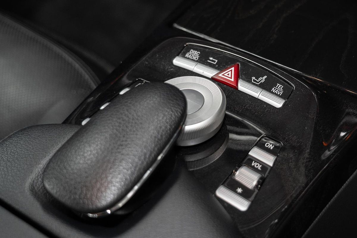 2013 Mercedes-Benz S-Class S350 BlueEFFICIENCY W221