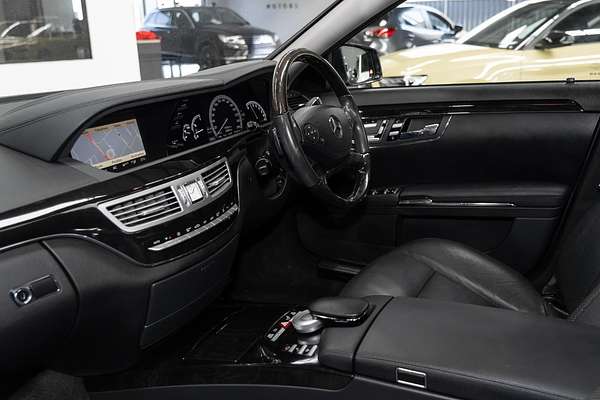 2013 Mercedes-Benz S-Class S350 BlueEFFICIENCY W221