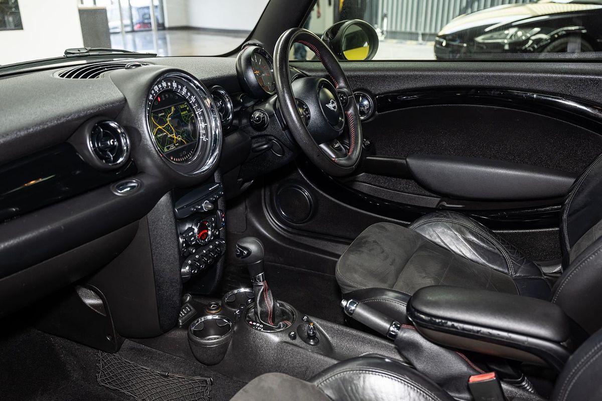2013 MINI Hatch John Cooper Works R56 LCI