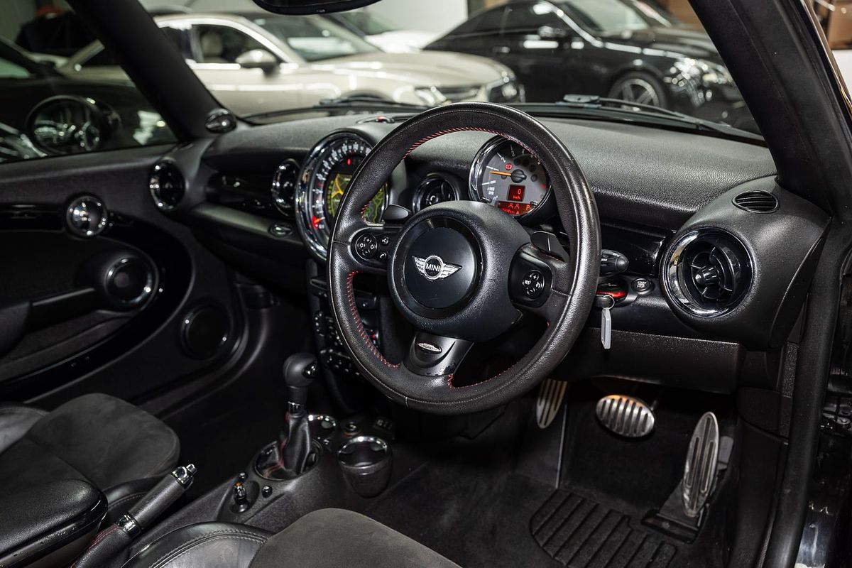 2013 MINI Hatch John Cooper Works R56 LCI