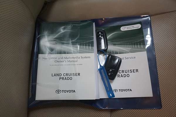 2023 Toyota Landcruiser Prado VX GDJ150R