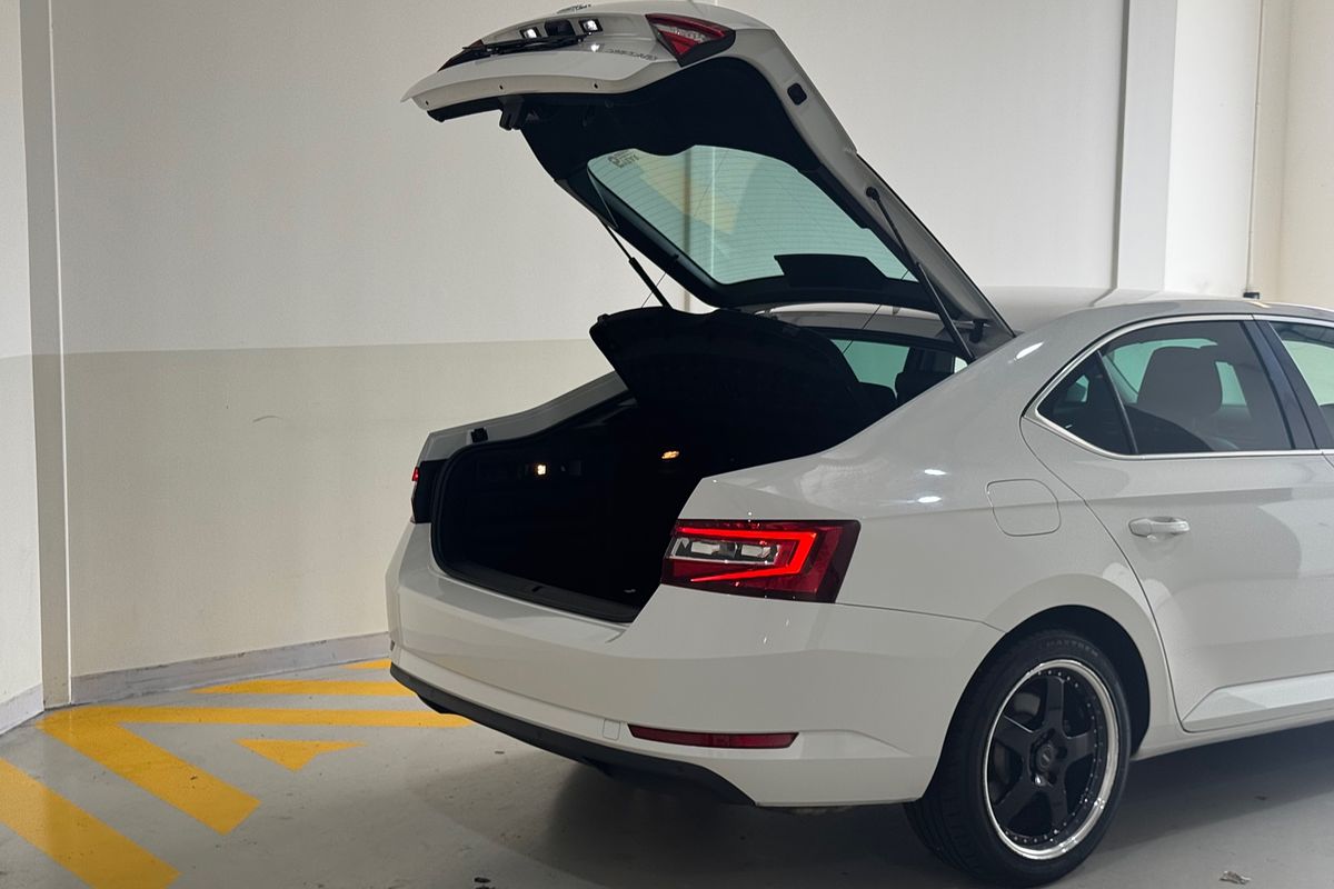 2019 SKODA Superb 162TSI NP