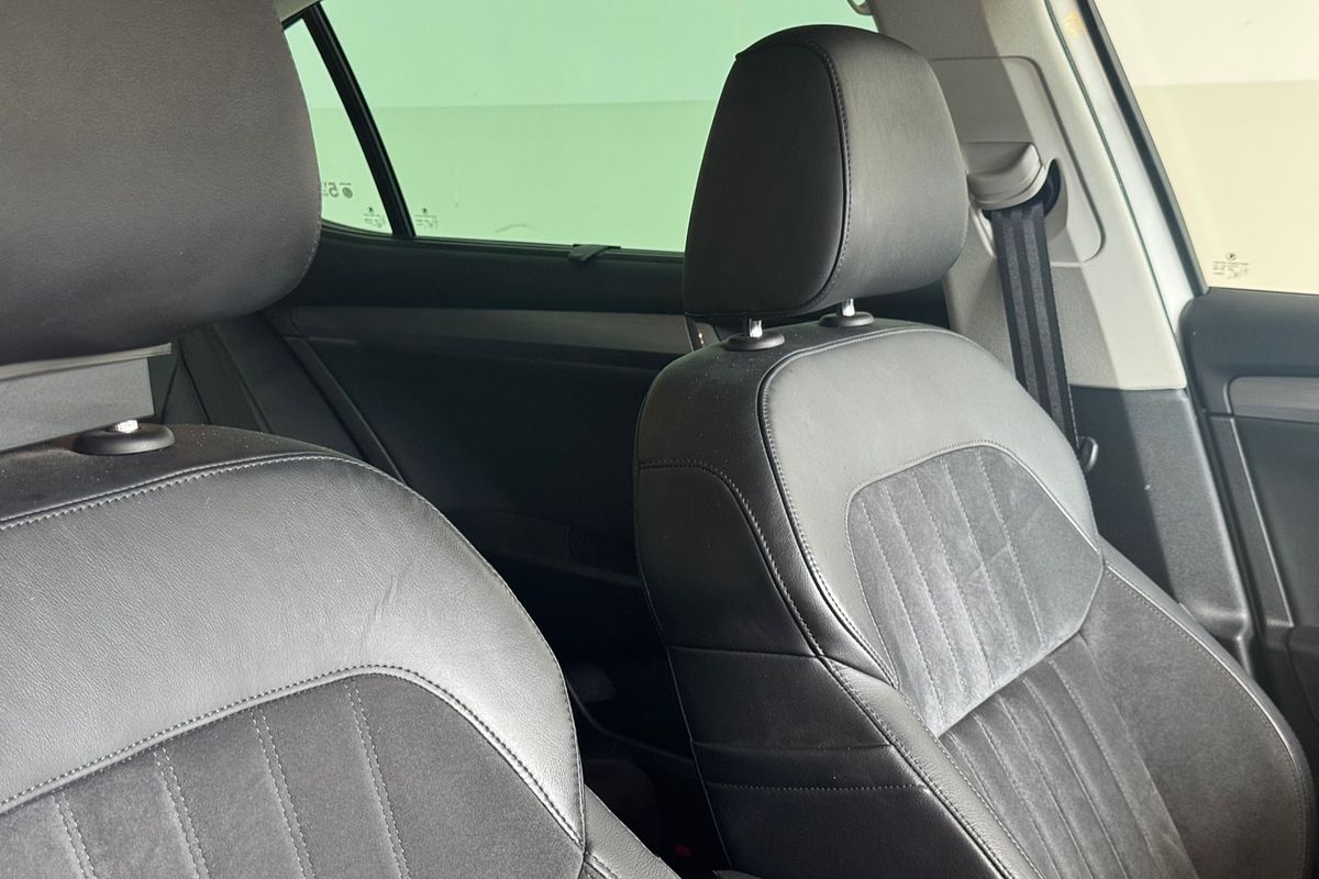 2019 SKODA Superb 162TSI NP