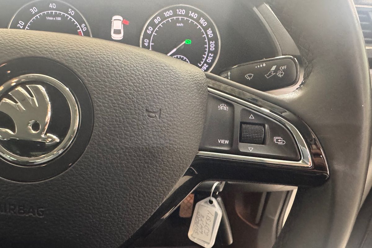 2019 SKODA Superb 162TSI NP