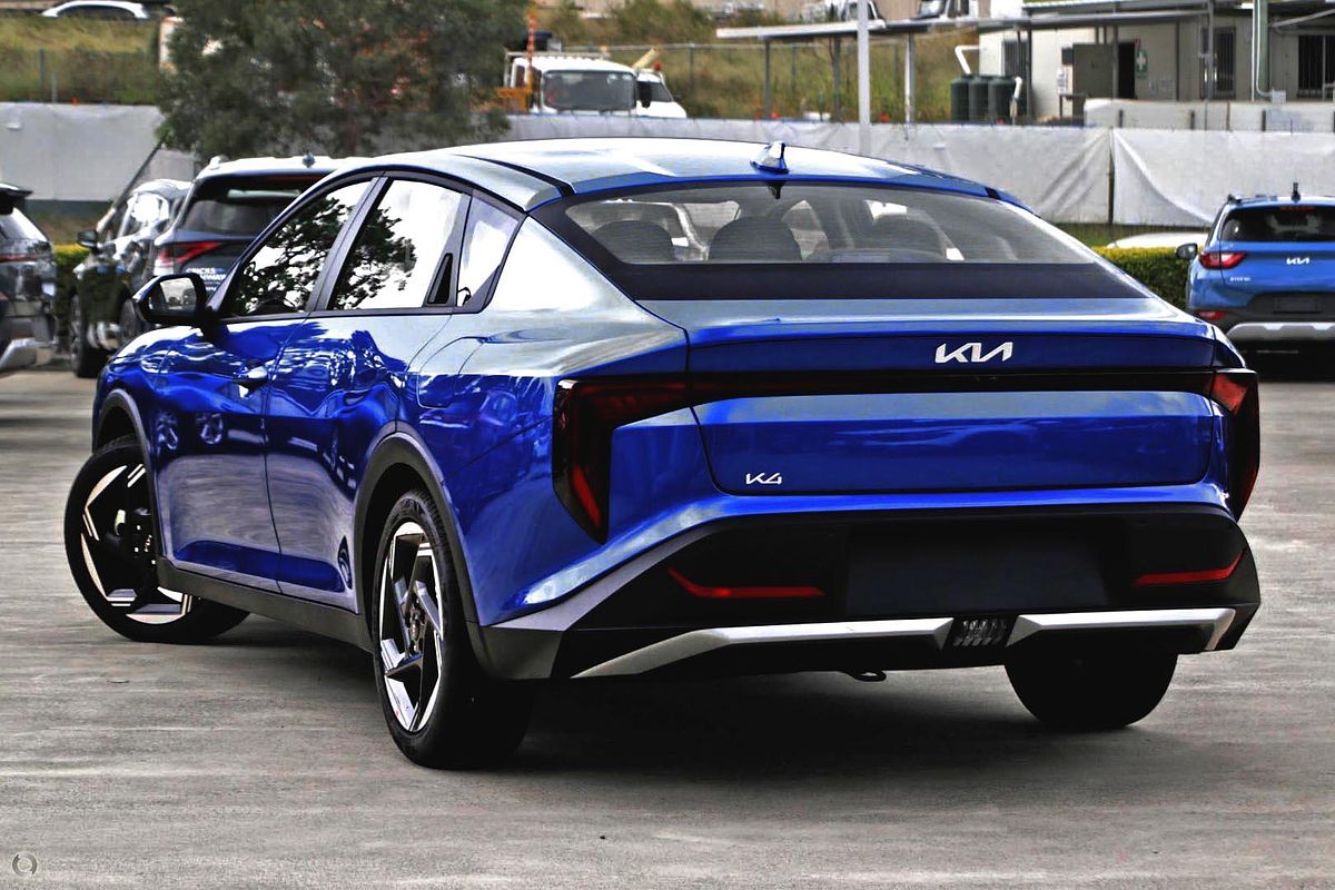 2025 Kia K4 Sport+ CL4m