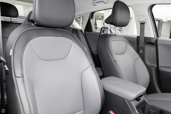 2025 Kia K4 Sport+ CL4m