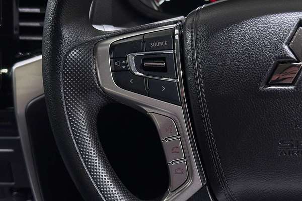 2023 Mitsubishi Triton GLX+ MR 4X4