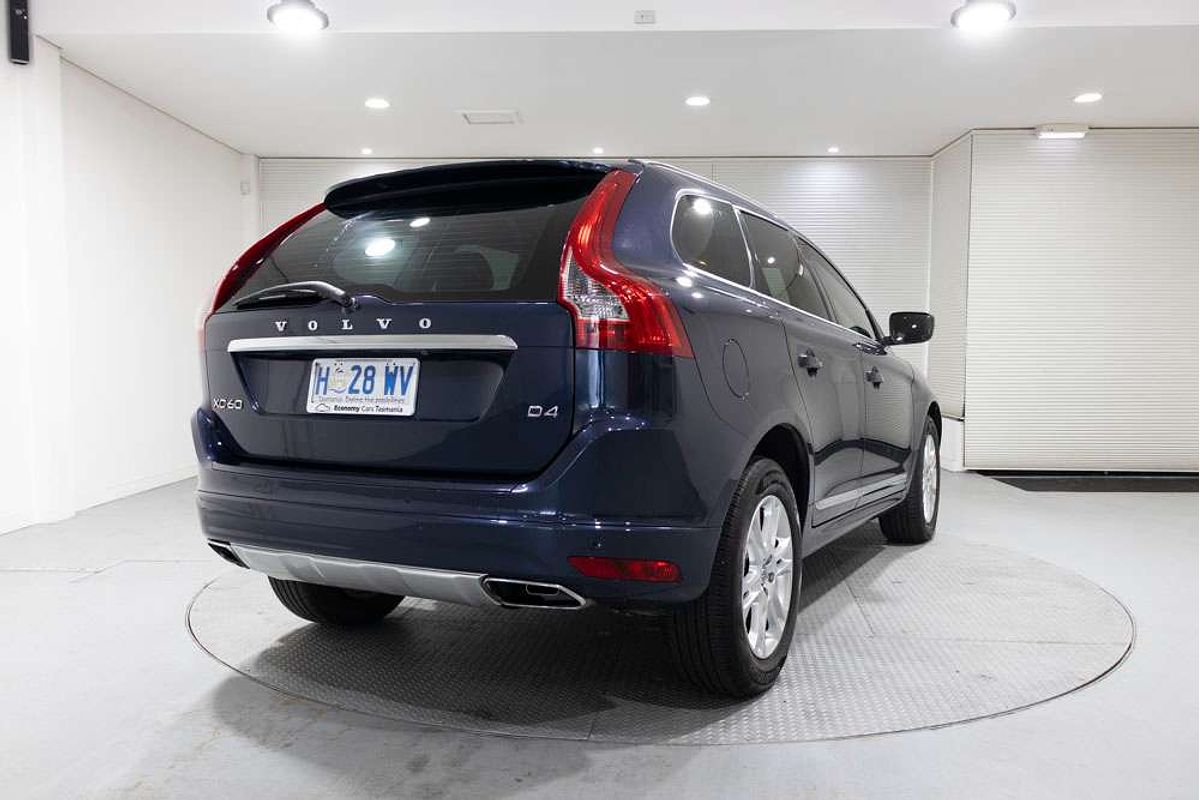 2014 VOLVO XC60 D4 KINETIC 8 SP AUTOMATIC 4D WAGON DT4 DIESEL