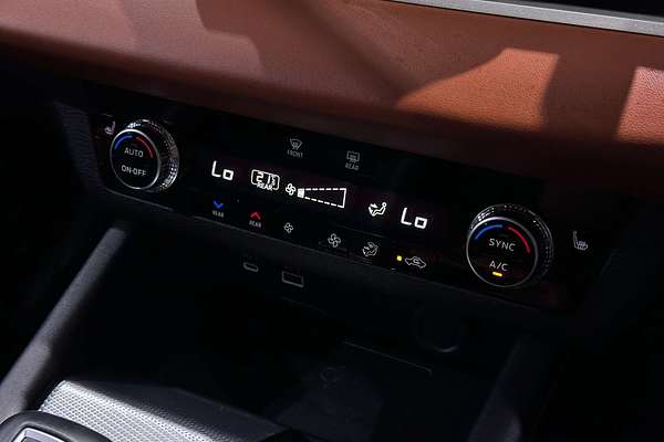 2022 Mitsubishi Outlander Exceed Tourer ZM