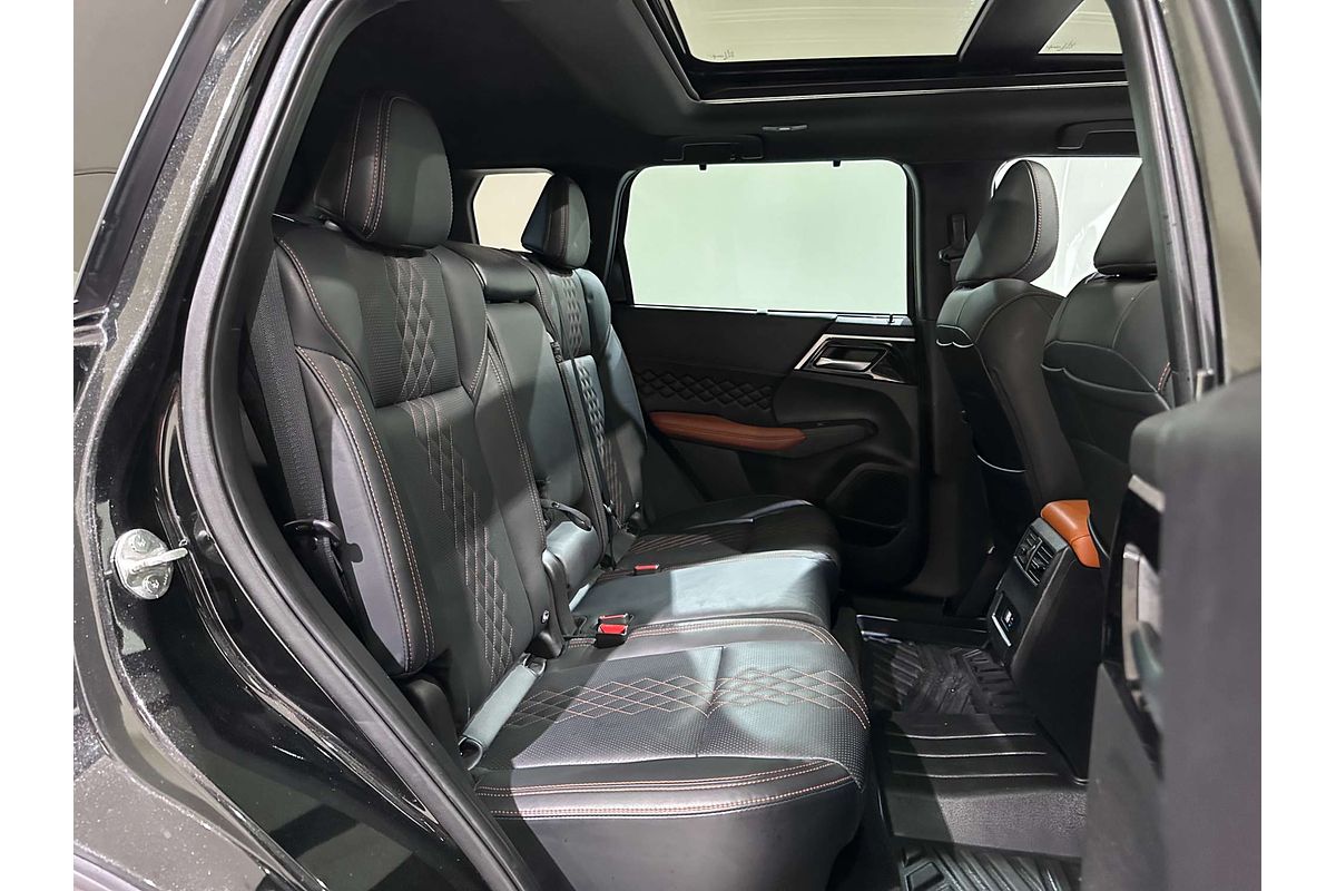 2022 Mitsubishi Outlander Exceed Tourer ZM