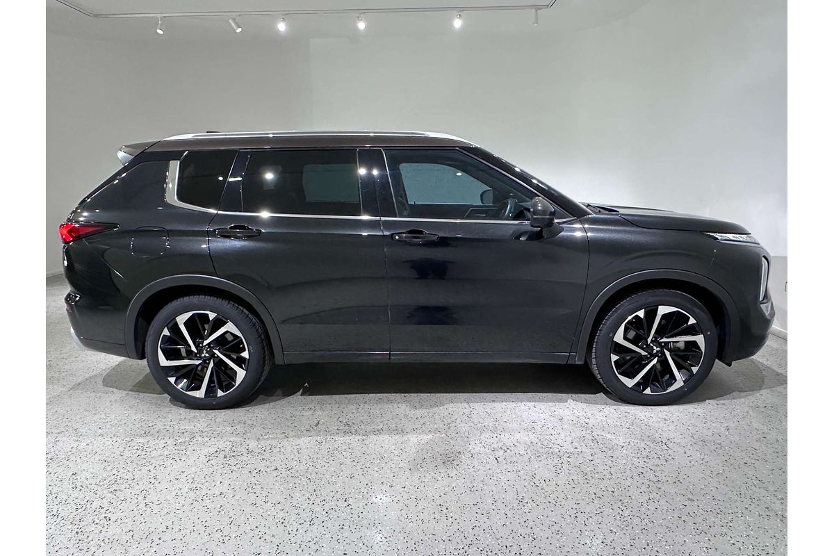 2022 Mitsubishi Outlander Exceed Tourer ZM