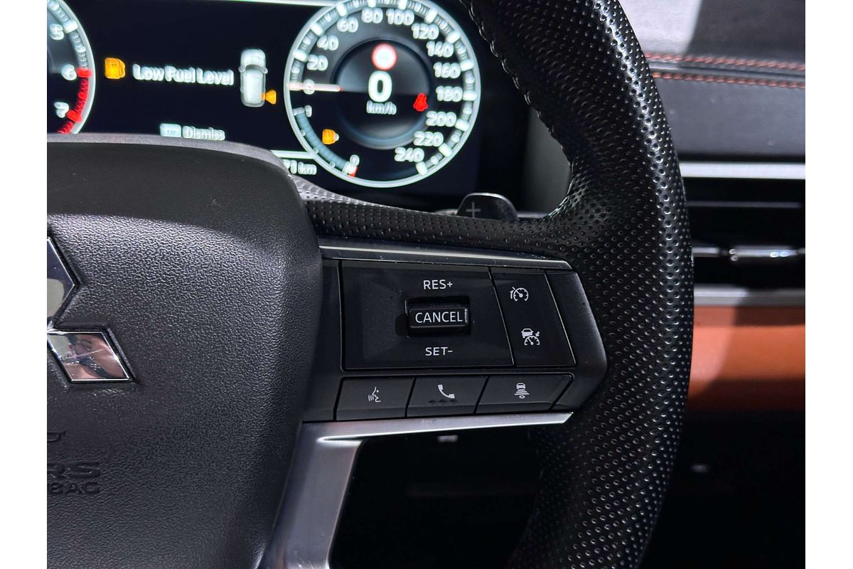 2022 Mitsubishi Outlander Exceed Tourer ZM