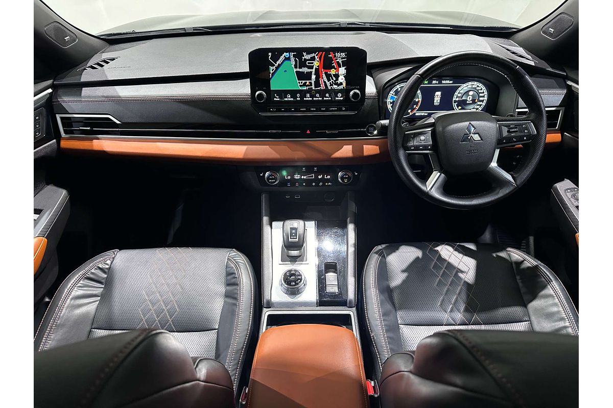 2022 Mitsubishi Outlander Exceed Tourer ZM