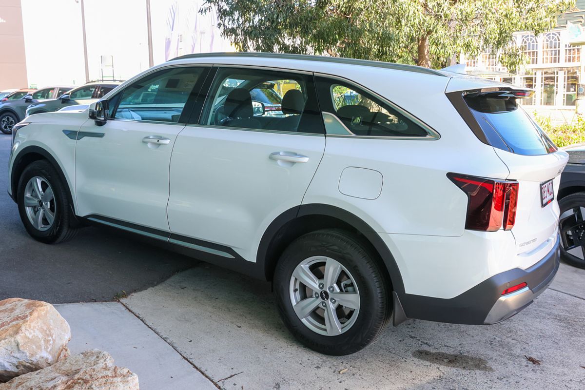 2024 Kia Sorento S MQ4 PE