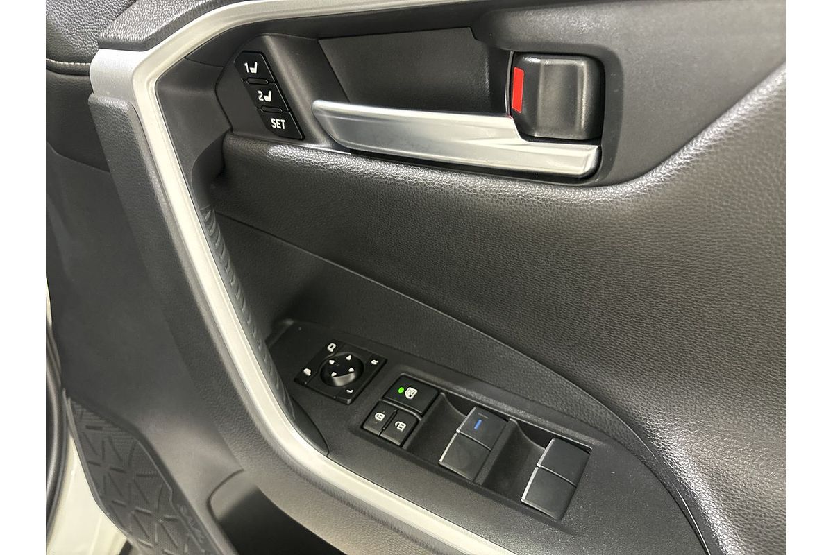 2019 Toyota RAV4 Cruiser AXAH52R