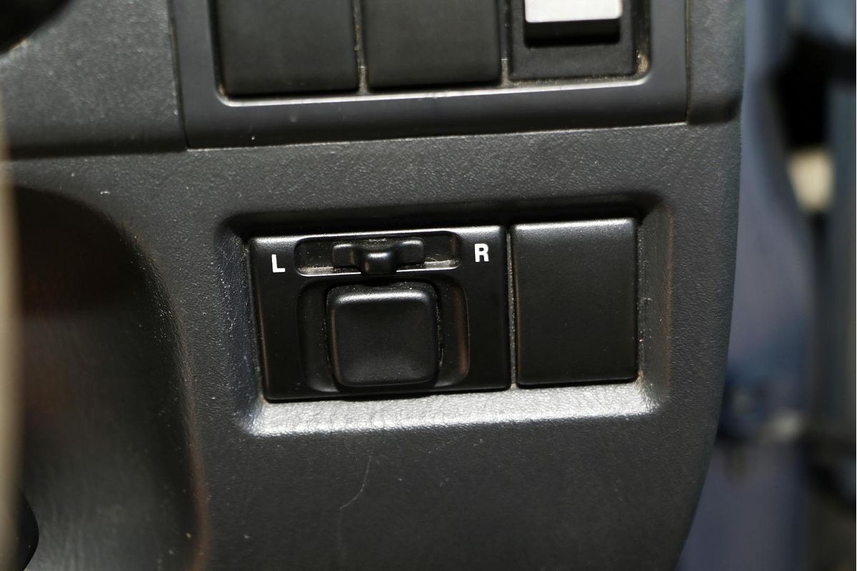2012 Suzuki Jimny Sierra SN413 T6