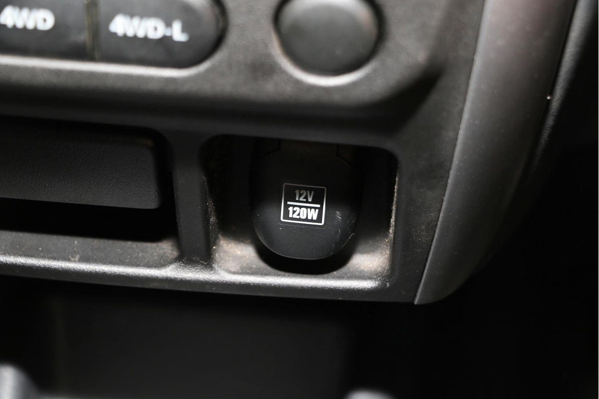 2012 Suzuki Jimny Sierra SN413 T6