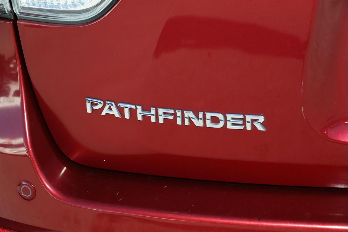 2015 Nissan Pathfinder ST-L R52
