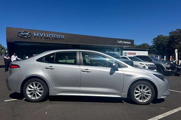 2022 Toyota Corolla Ascent Sport Hybrid ZWE211R