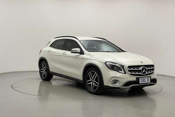 2017 Mercedes-Benz GLA-Class GLA180 X156