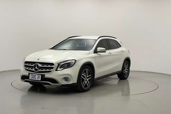 2017 Mercedes-Benz GLA-Class GLA180 X156
