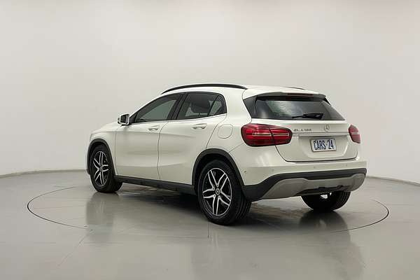 2017 Mercedes-Benz GLA-Class GLA180 X156