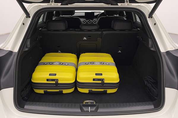 2017 Mercedes-Benz GLA-Class GLA180 X156