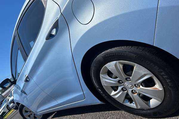 2012 Hyundai Elantra Active MD2
