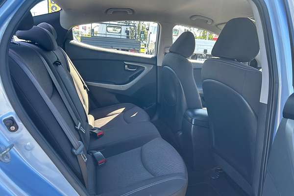 2012 Hyundai Elantra Active MD2