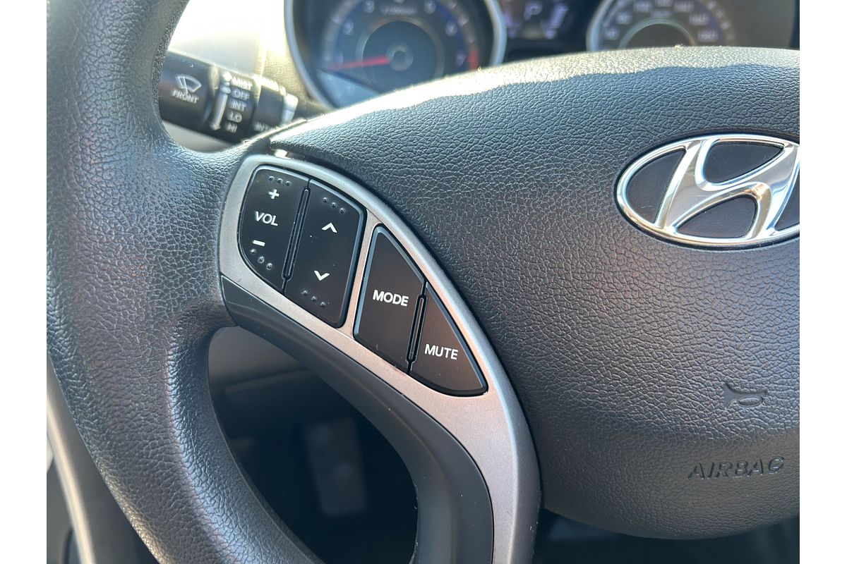 2012 Hyundai Elantra Active MD2