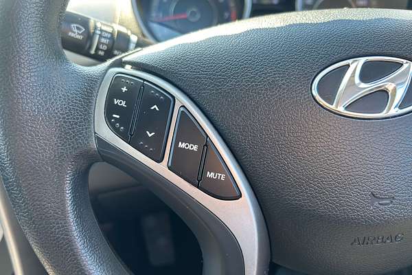 2012 Hyundai Elantra Active MD2