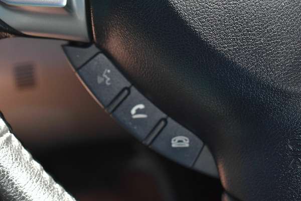 2013 Mitsubishi Triton GLX-R MN 4X4