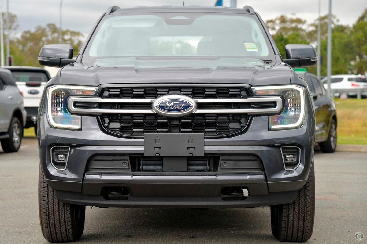 2025 Ford Everest Ambiente