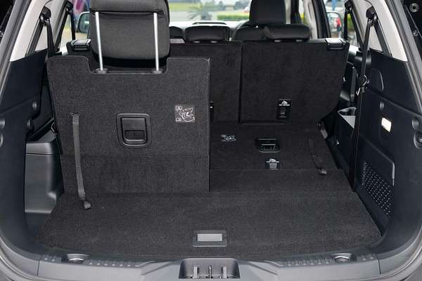 2025 Ford Everest Ambiente