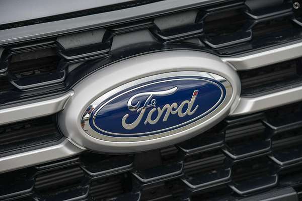 2025 Ford Everest Ambiente