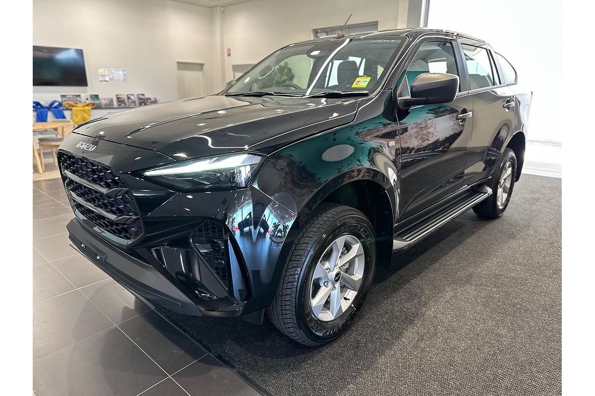 2025 Isuzu MU-X LS-M
